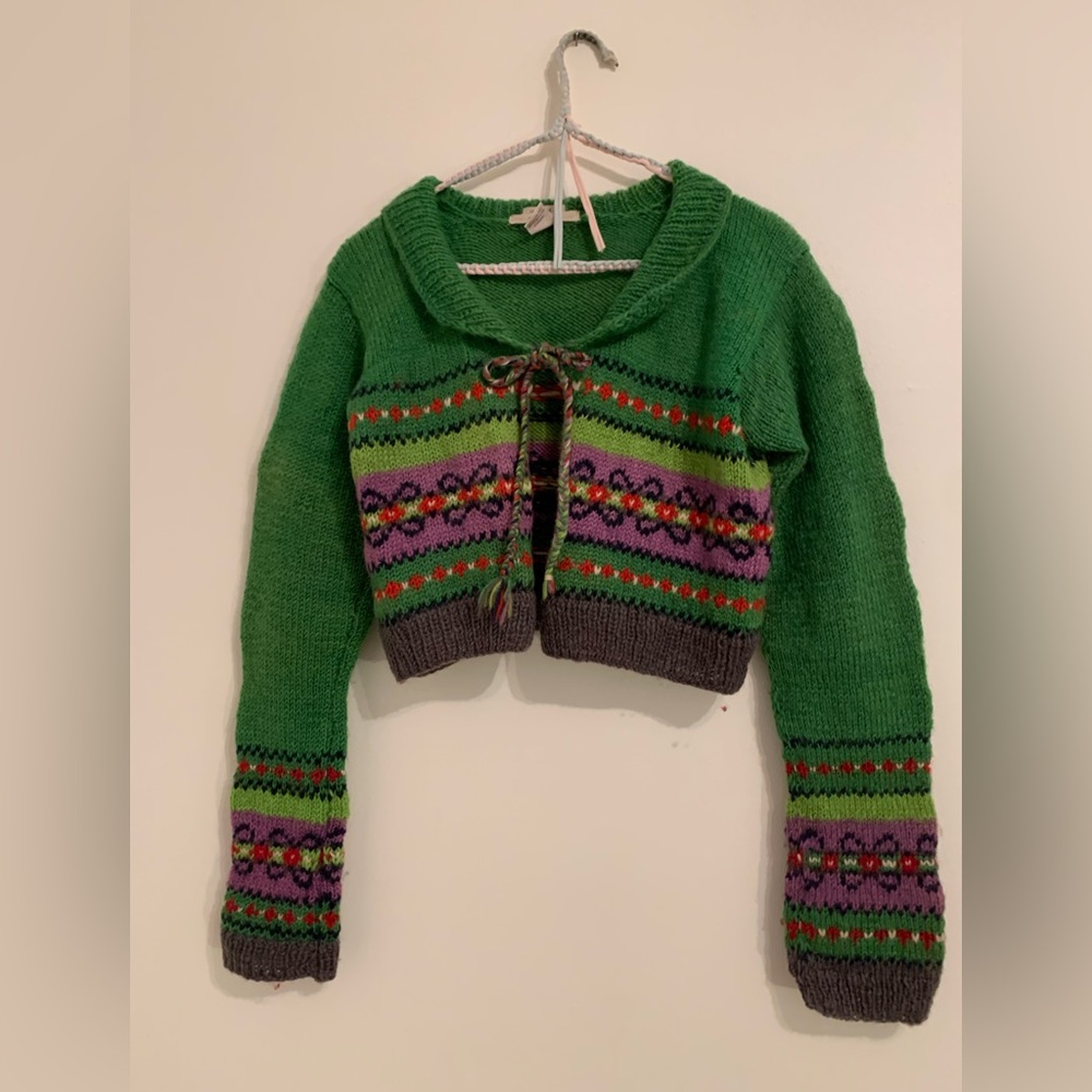 Vintage hand knit cardigan with a tie front